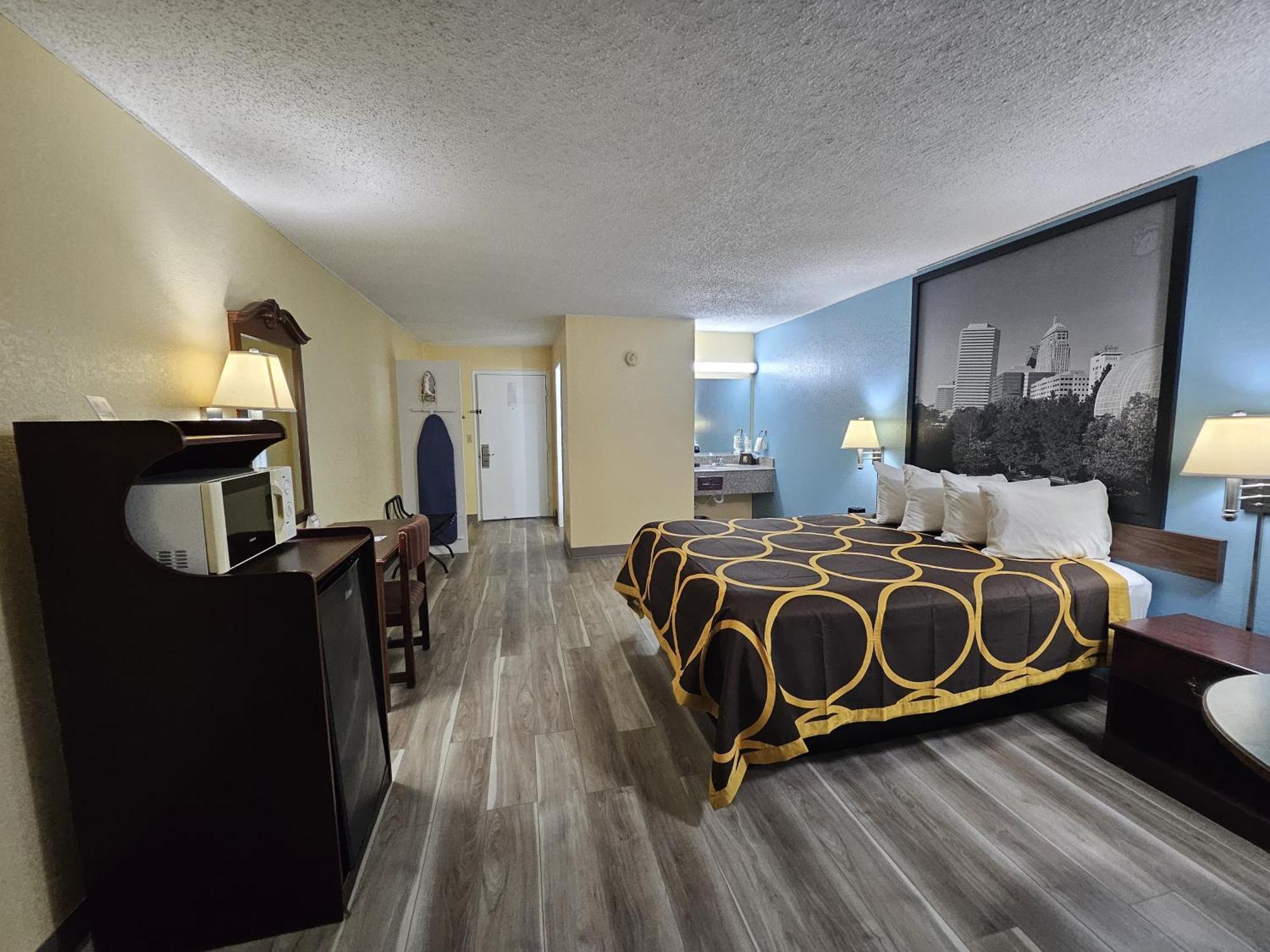 Hotel Super 8 By Wyndham Clinton Exteriér fotografie